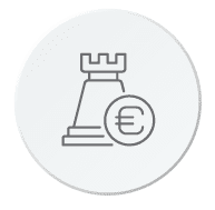 Tour d'échec et symbole euro, illustrant une stratégie financière, sur un fond blanc circulaire.